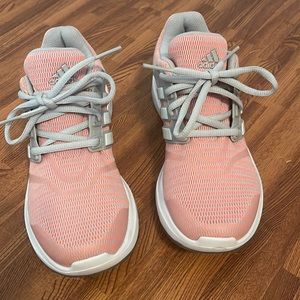 BNWOT adidas cloudfoam running shoe size 6